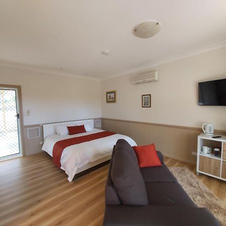 Accommodation Creek Cottages & Sundown View Suites Ballandean Exteriör bild