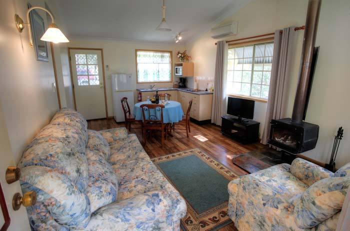 Accommodation Creek Cottages & Sundown View Suites Ballandean Rum bild
