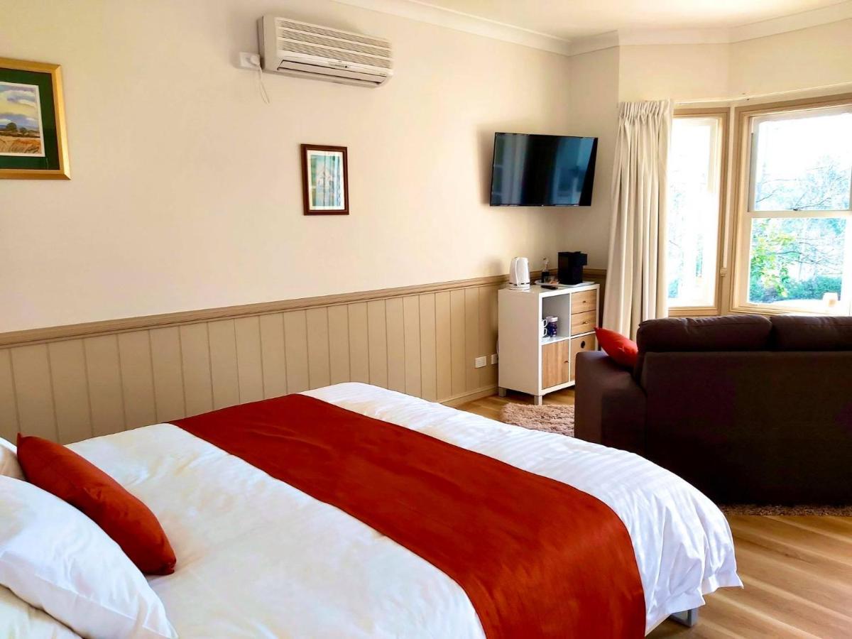 Accommodation Creek Cottages & Sundown View Suites Ballandean Exteriör bild